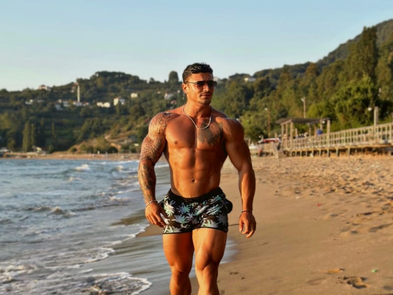 Yahya Biçer -Fitness Online